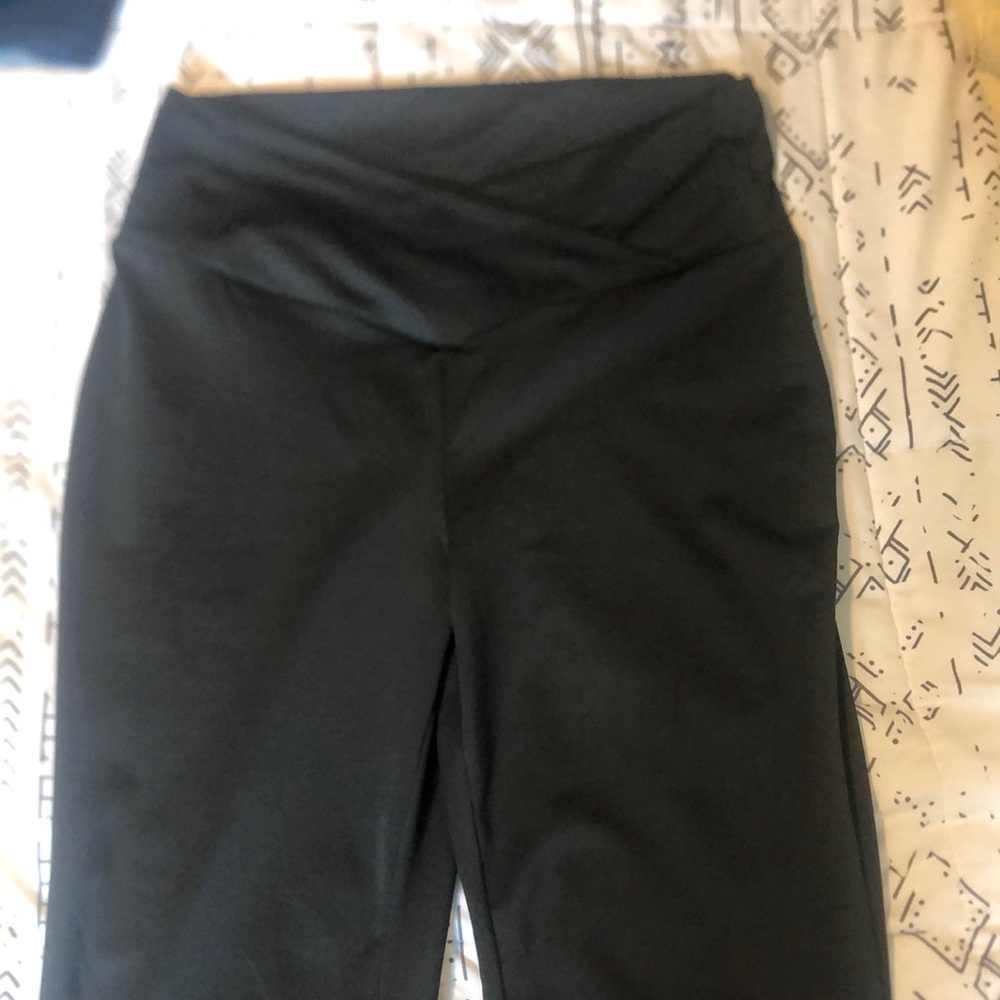 Shein (L) Flare leg yoga pants